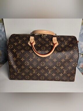 Authentic Louis Vuitton Speedy 35 Bandouliere In Mint Condition